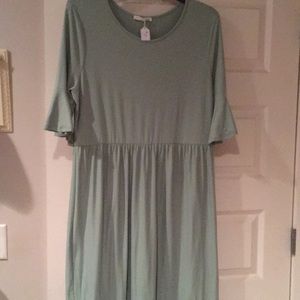 Reborn J 1x sage green dress